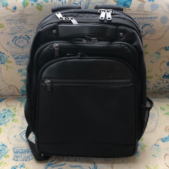 kenneth cole brooklyn commuter backpack